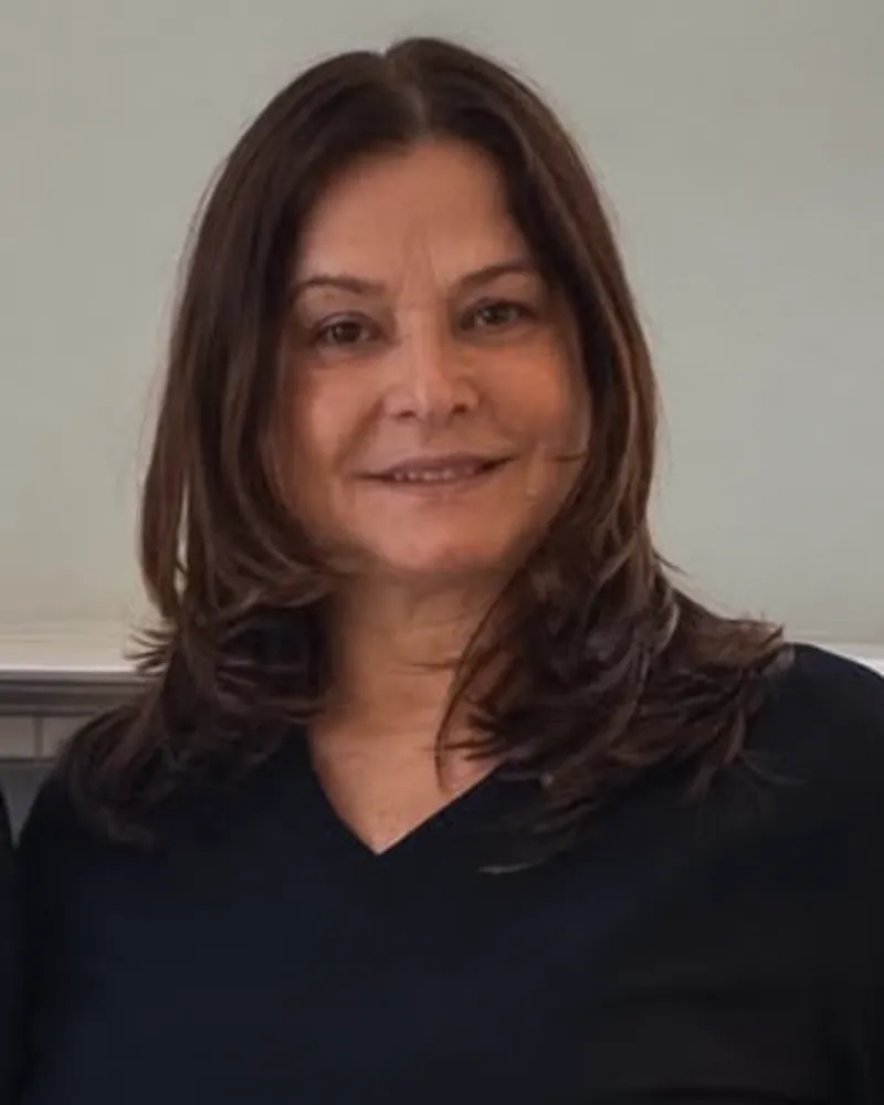 Sonia Brambilla, Receptionist